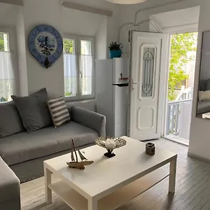 Budget Downtown Apartment- Harma I Apartment